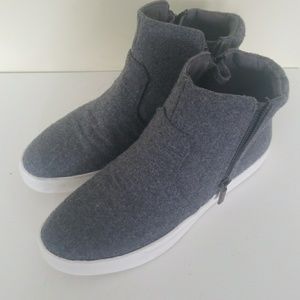 Kenneth Cole high top sneakers